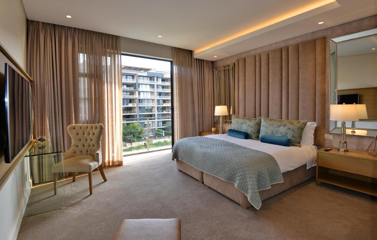 The Houghton Hotel, Spa, Wellness & Golf Johannesbourg Extérieur photo A bedroom at the hotel
