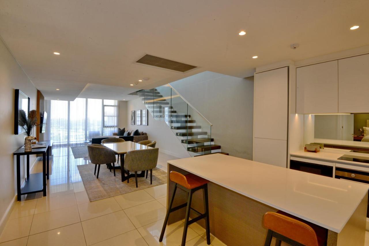 The Houghton Hotel, Spa, Wellness & Golf Johannesbourg Extérieur photo A kitchen in a condominium