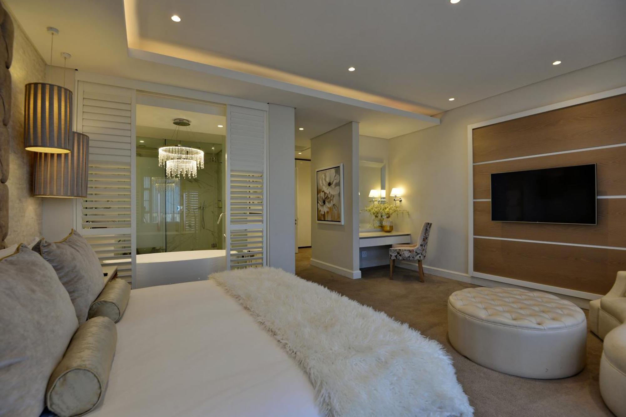The Houghton Hotel, Spa, Wellness & Golf Johannesbourg Chambre photo A bedroom at The Ivy Hotel