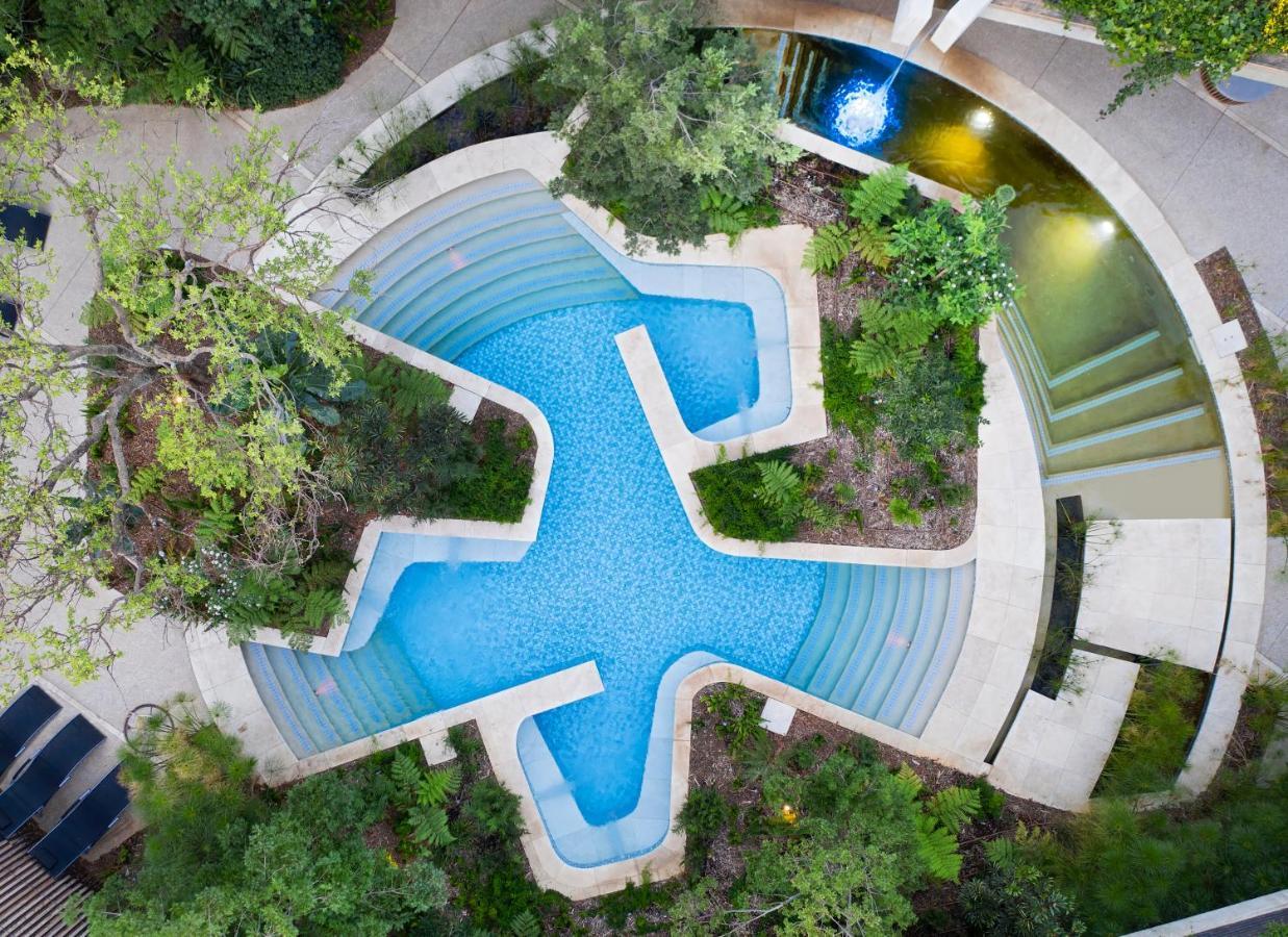 The Houghton Hotel, Spa, Wellness & Golf Johannesbourg Extérieur photo The Star of Texas
