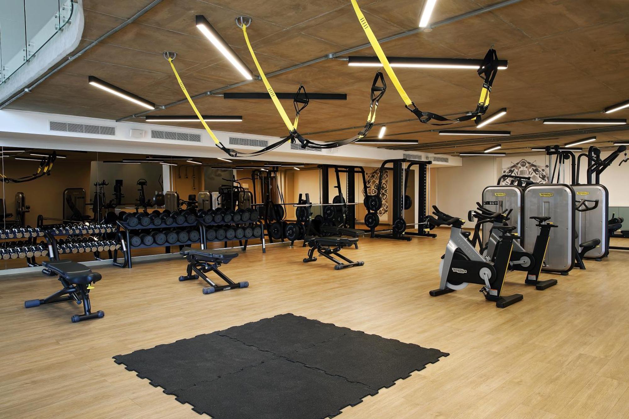 The Houghton Hotel, Spa, Wellness & Golf Johannesbourg Extérieur photo The gym at the London Bridge Campus